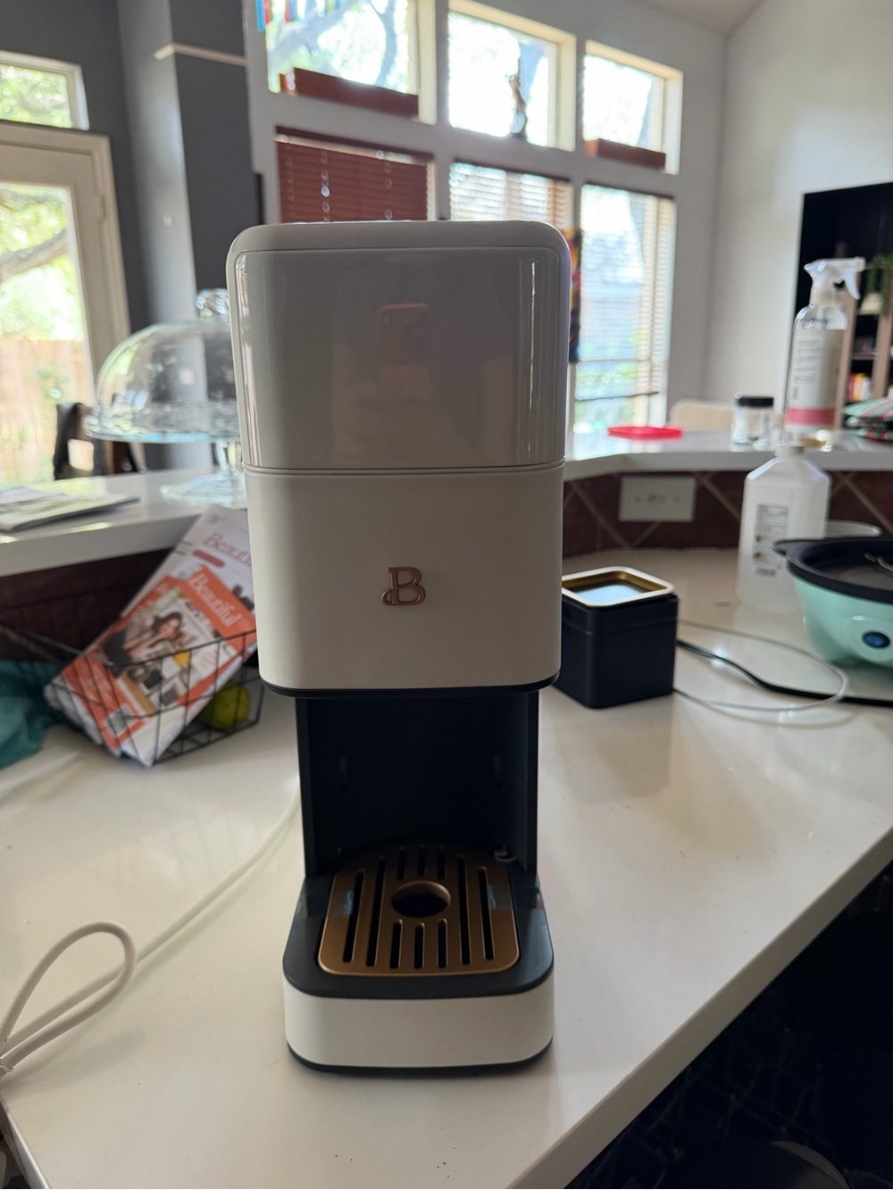 Minimalist Single-Serve Coffee Brewer in Cream and Gold - B Brand